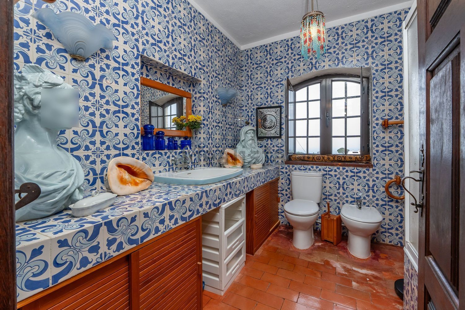 小楼房或独栋别墅出售在Rua Pintor Manuel da Silva - 卫生间