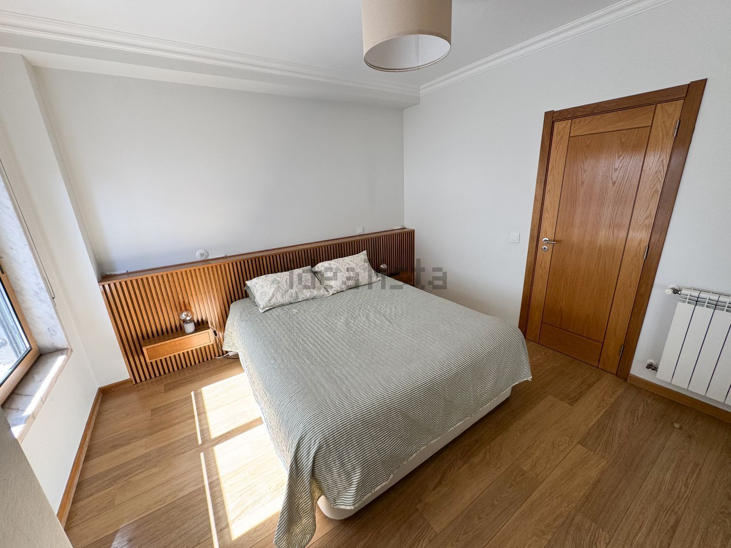 出租公寓 t2在Santo António dos Cavaleiros e Frielas - 卧室