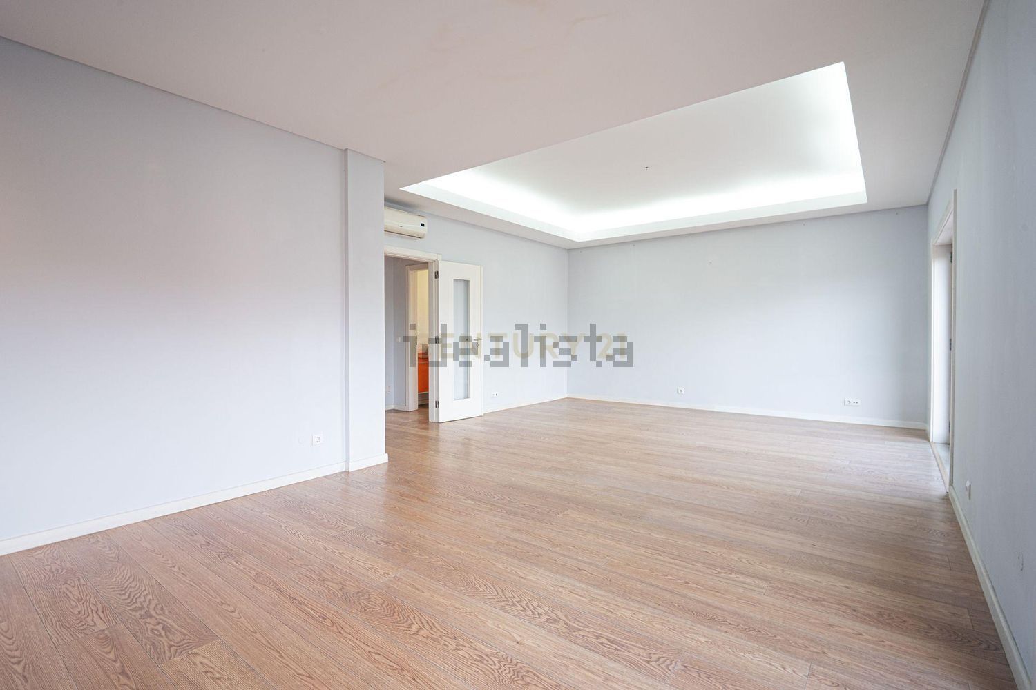 小楼房或独栋别墅出售在Rua Engenheiro José Caetano Salema Garção, 29 - 居住