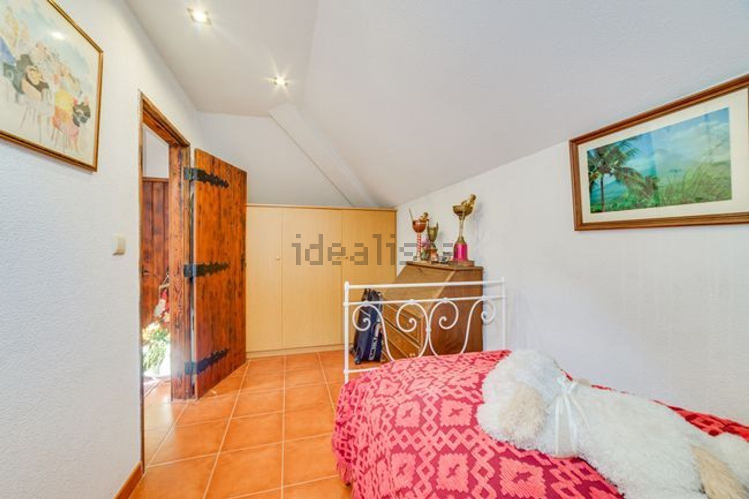 小楼房或独栋别墅出售在Travessa Linhas de Torres - 卧室