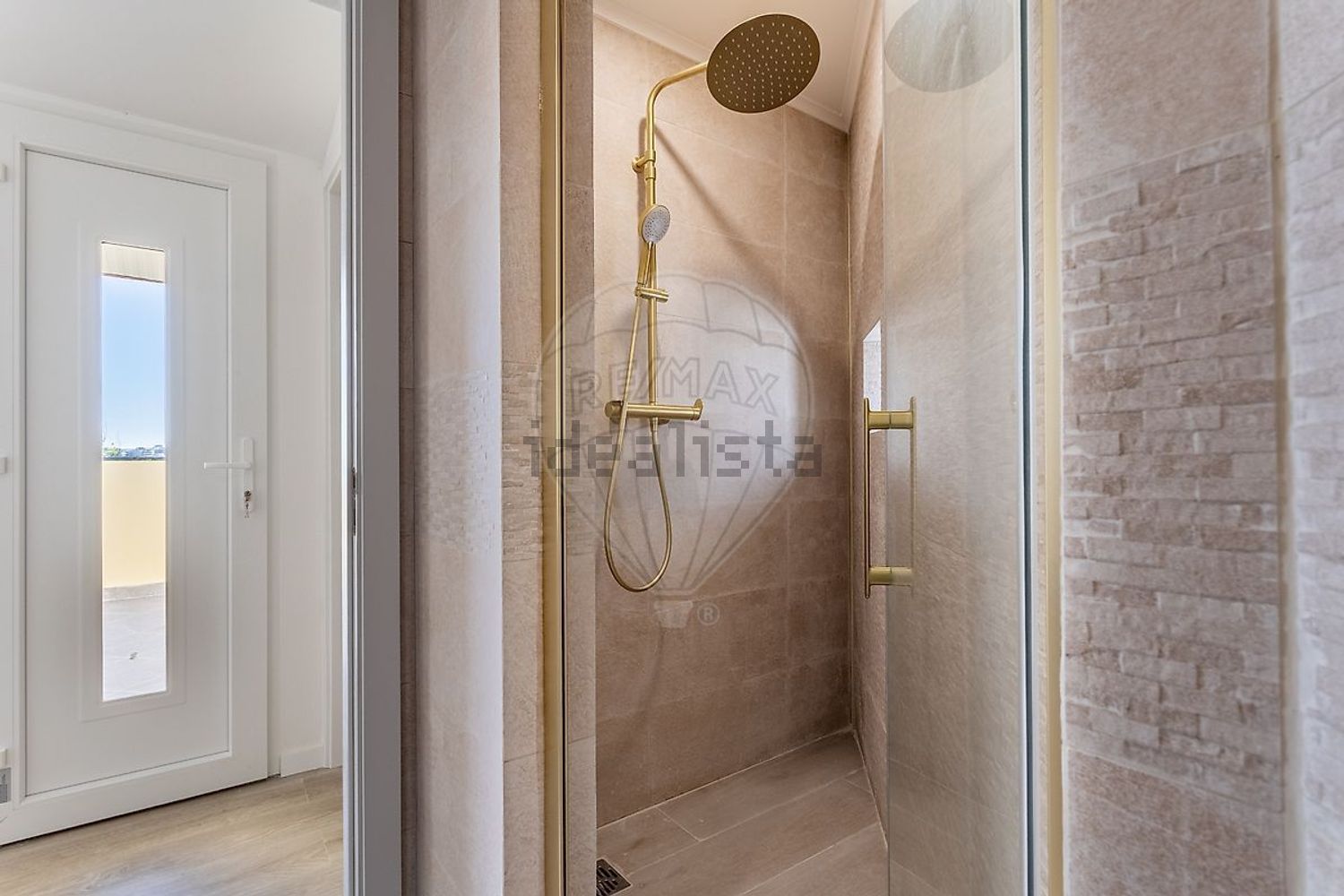 小楼房或独栋别墅出售在Rua Guerra Junqueiro - 卫生间