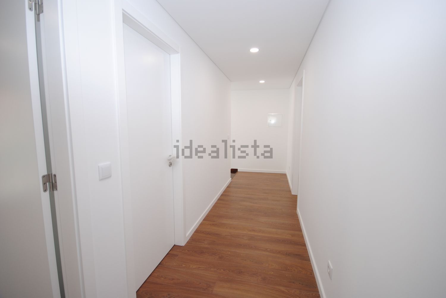 双拼别墅出售在Rua das Flores - 过道