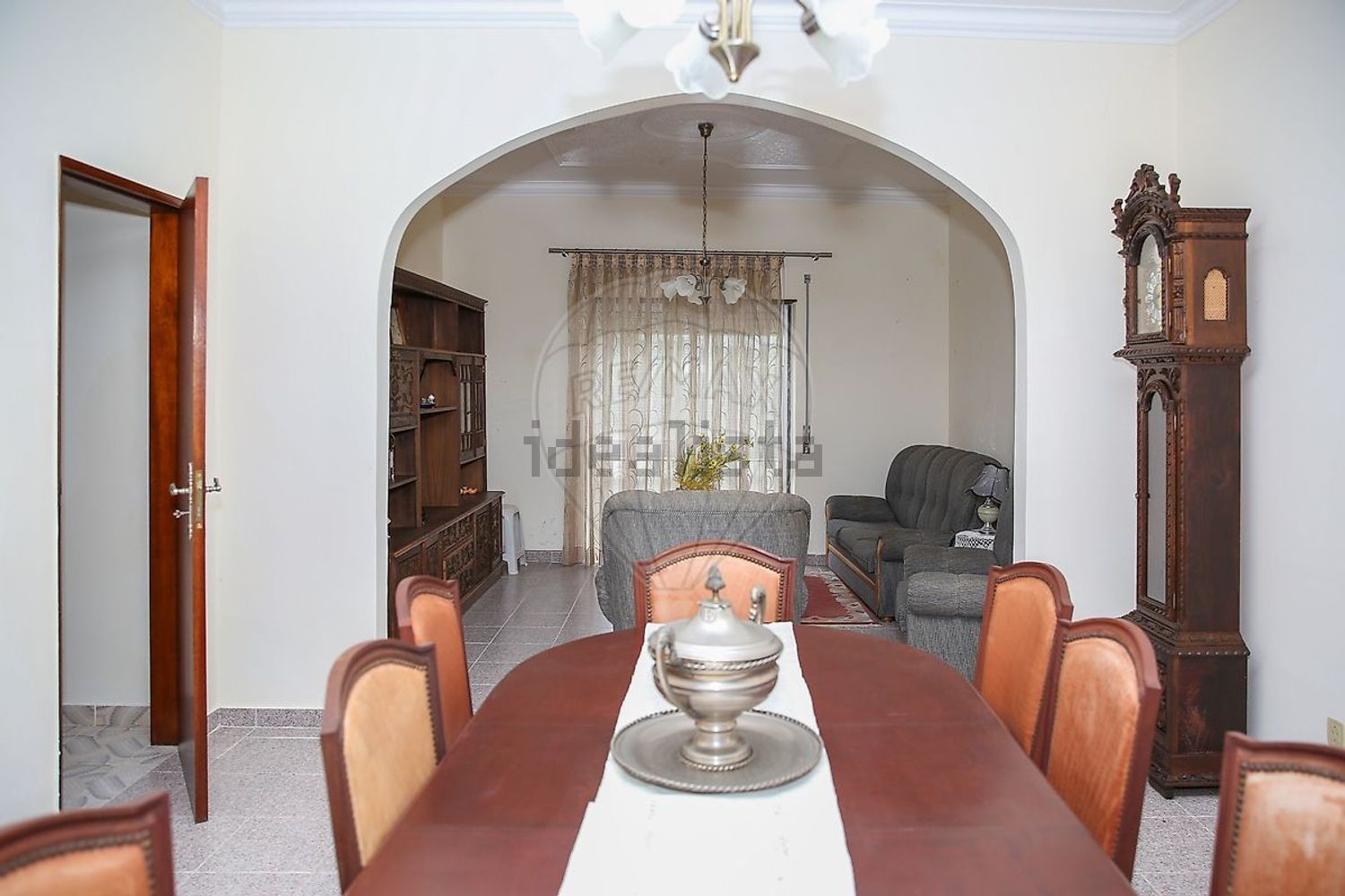 小楼房或独栋别墅出售Azinhaga Areosa - 客厅