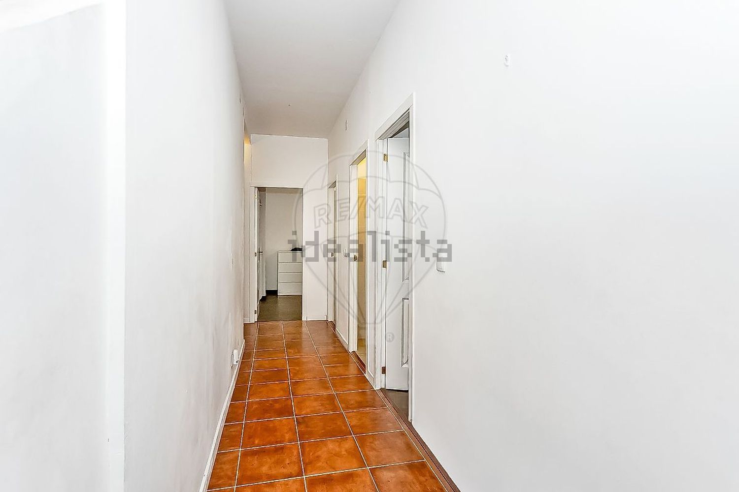 小楼房或独栋别墅出售在Rua Engenheiro Manuel Monterroso Carneiro - 过道