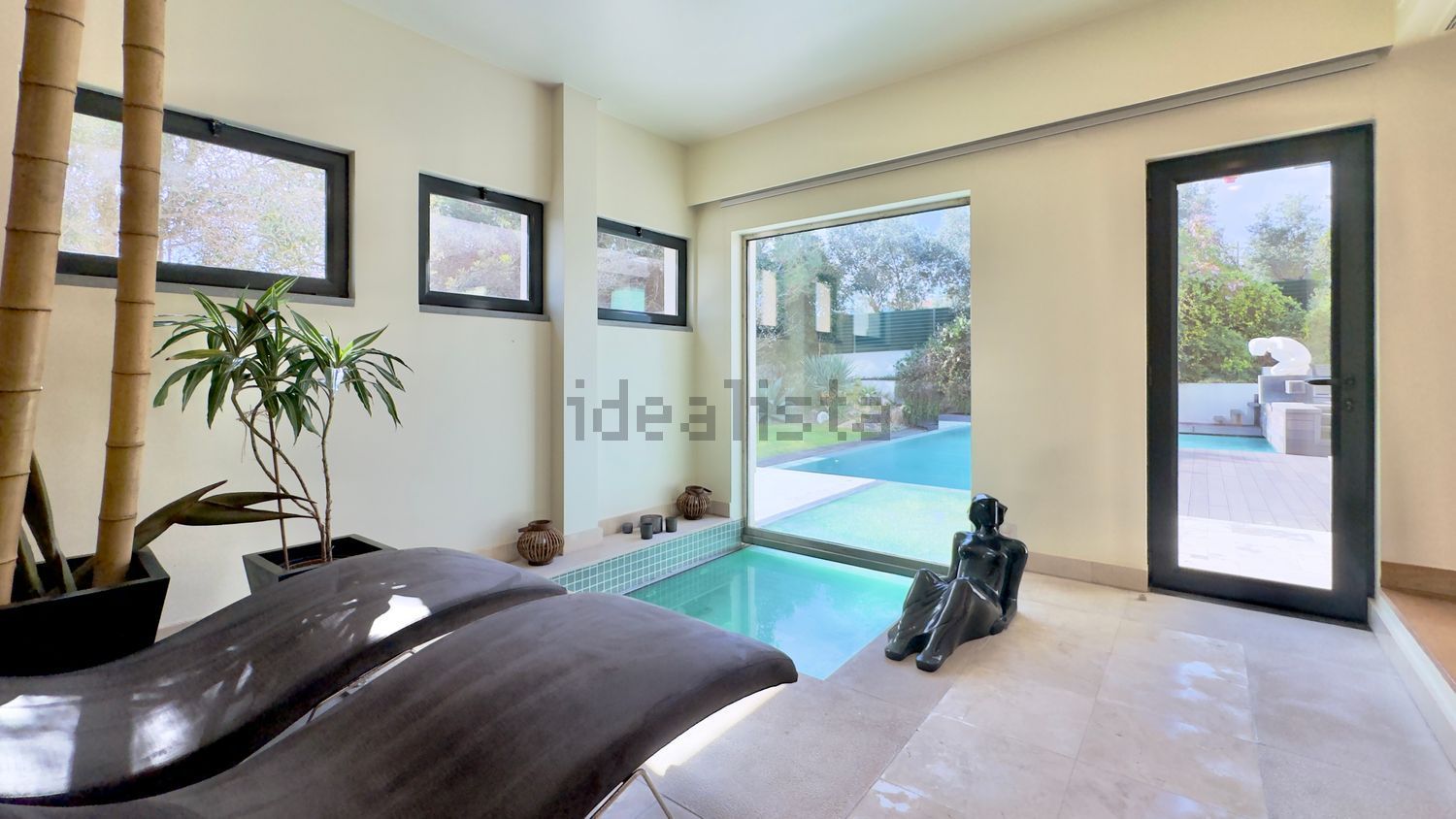 小楼房或独栋别墅出售在Rua B1 da Quinta dos Alcoutins, 10 - 卧室