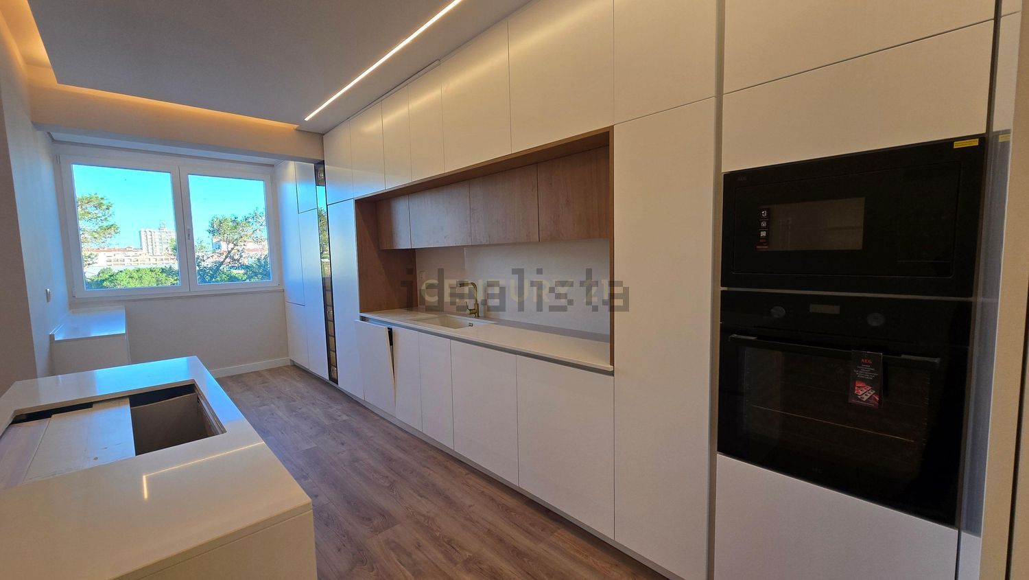 复式公寓出售在Costa da Guia - 厨房