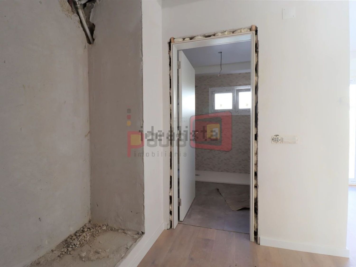 双拼别墅出售在Rua Fonte do Nico, 35 - 过道