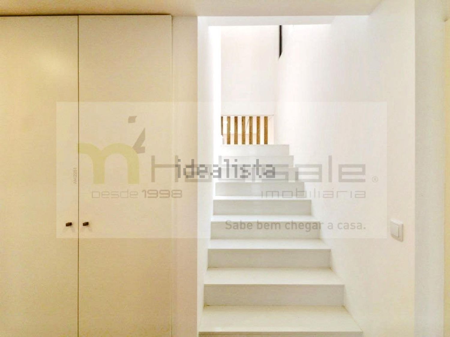 小楼房或独栋别墅出售在Rua Vieira da Silva - 详情