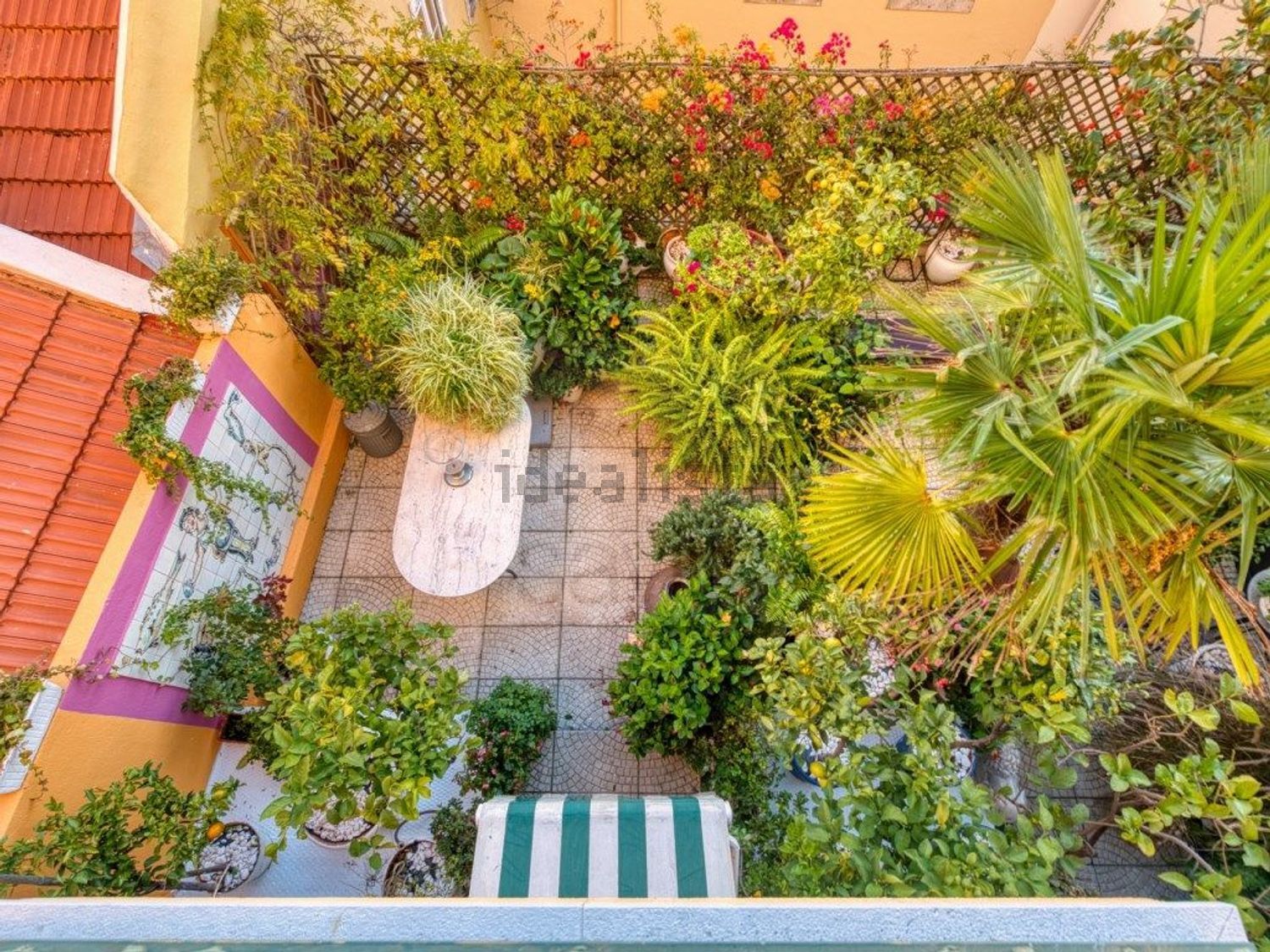 公寓 t3出售在Rua do Barão, 15 - 阳台