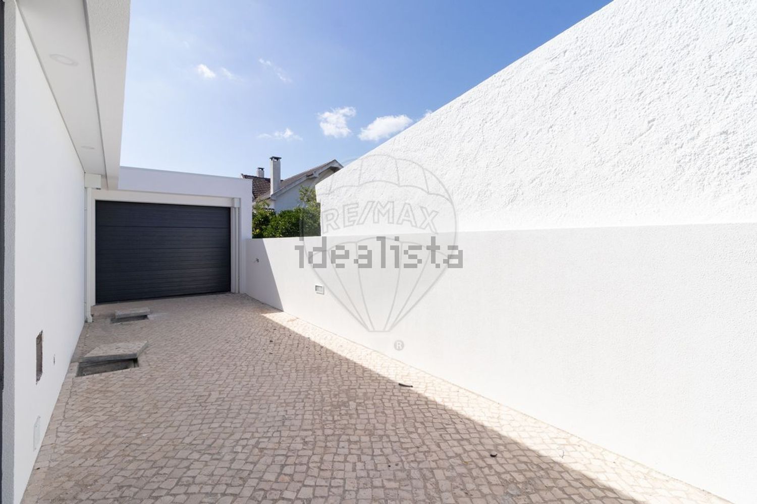 小楼房或独栋别墅出售在Rua Aquilino Ribeiro - 照片