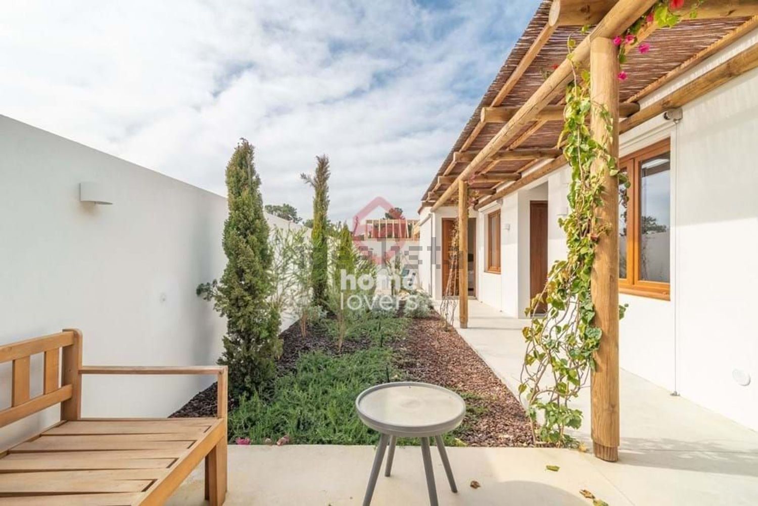 小楼房或独栋别墅出售在Rua das laranjeiras - 外立面