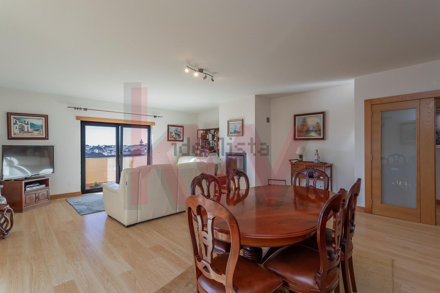 公寓 t4出售在Rua Gil Eanes s/n - 客厅