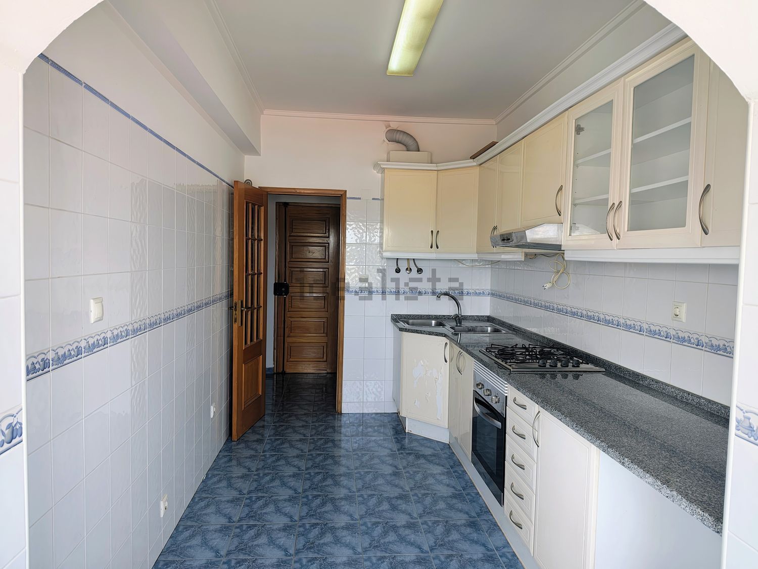 公寓 t1出售在Rua António Sérgio - 厨房