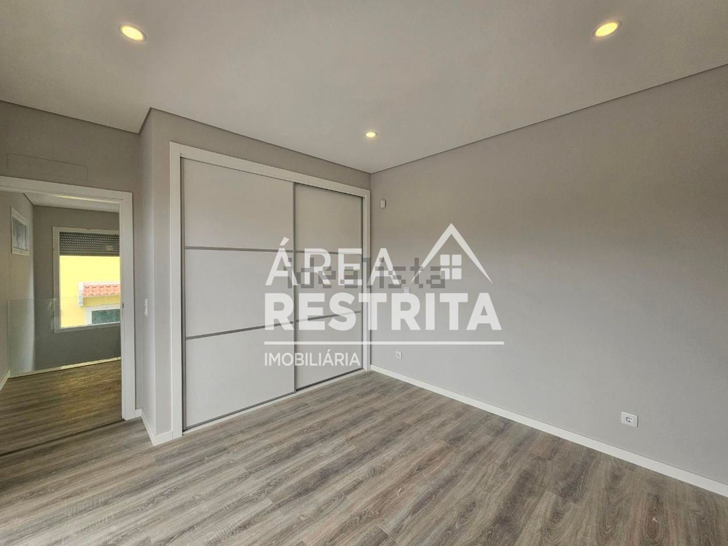 小楼房或独栋别墅出售在Vale de Choupos - Choilo - Galeotas - 卧室