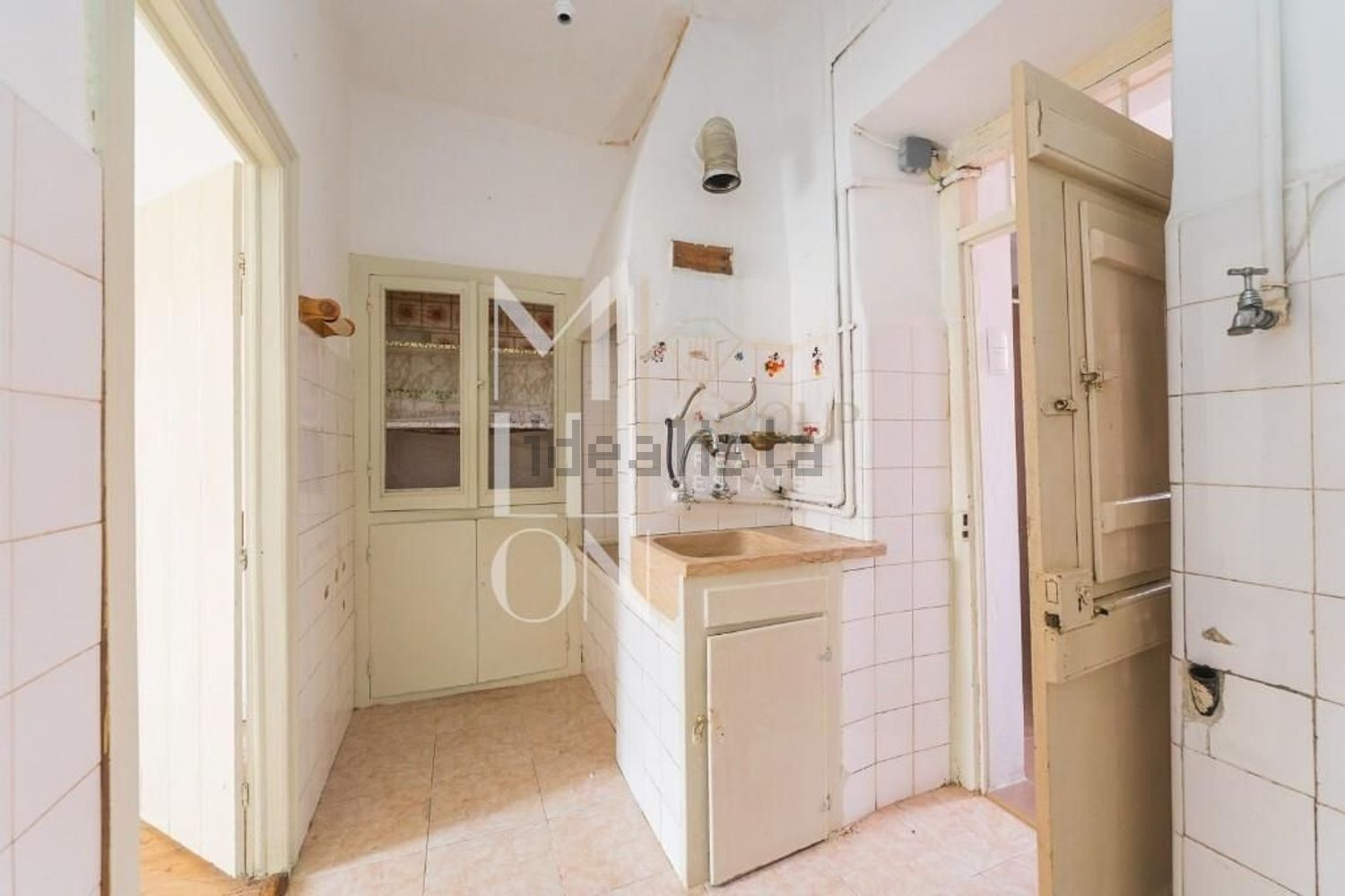 双拼别墅出售在Rua Combatentes da Grande Guerra s/n - 厨房