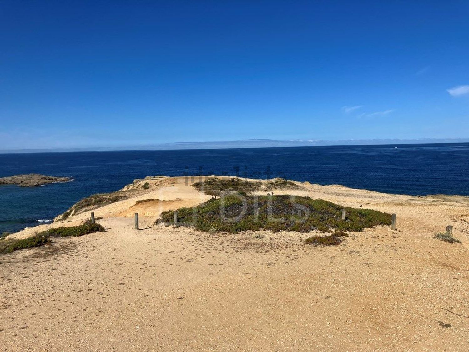 小楼房或独栋别墅出售在Rua da Eira - 视线