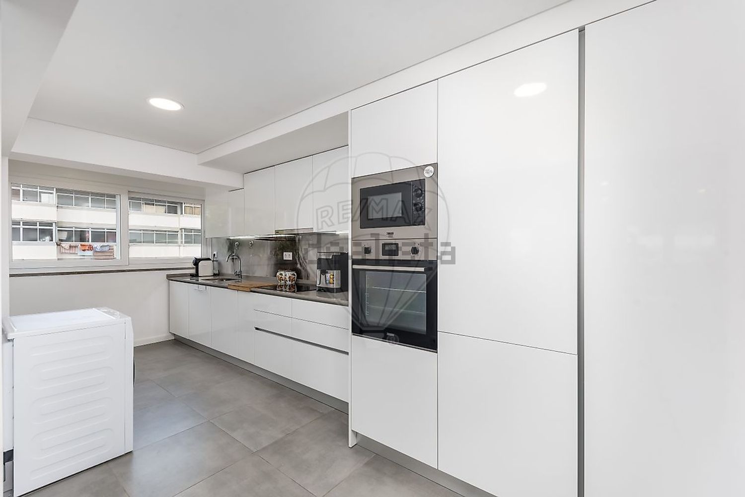 公寓 t3出售在Rua Capitão-Mor Lopes Sequeira - 厨房