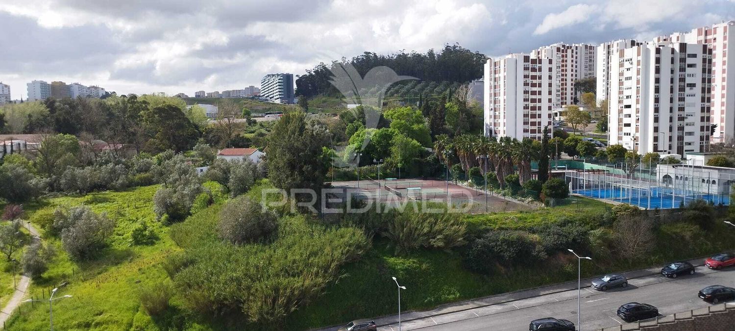 公寓 t2出售在Santo António dos Cavaleiros e Frielas - 照片