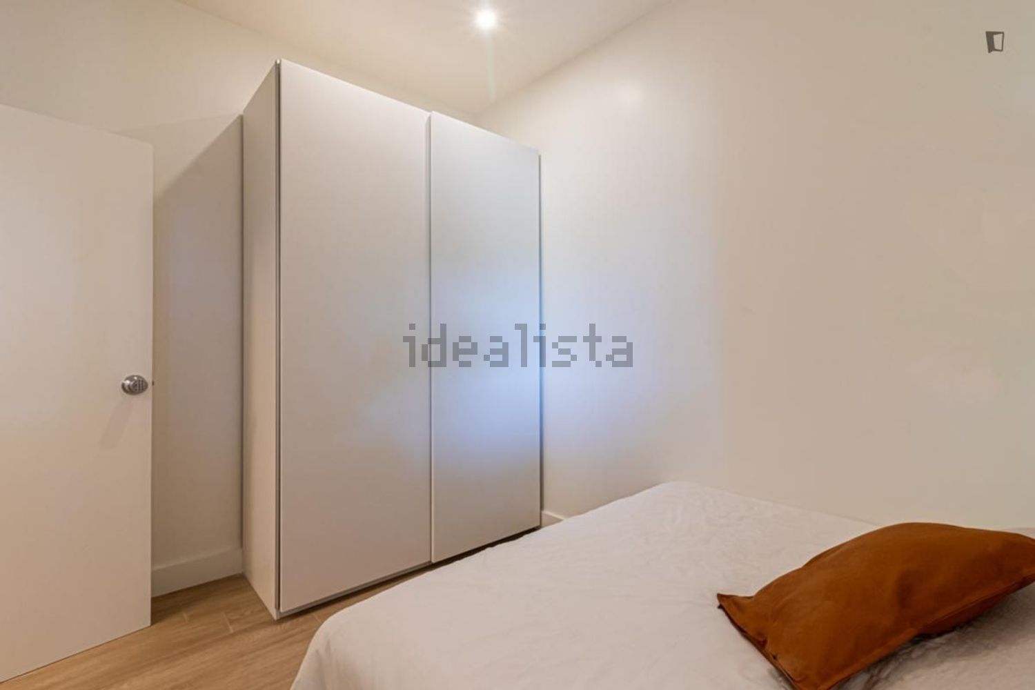 出租房间在Rua Luís Cristino da Silva - 居住