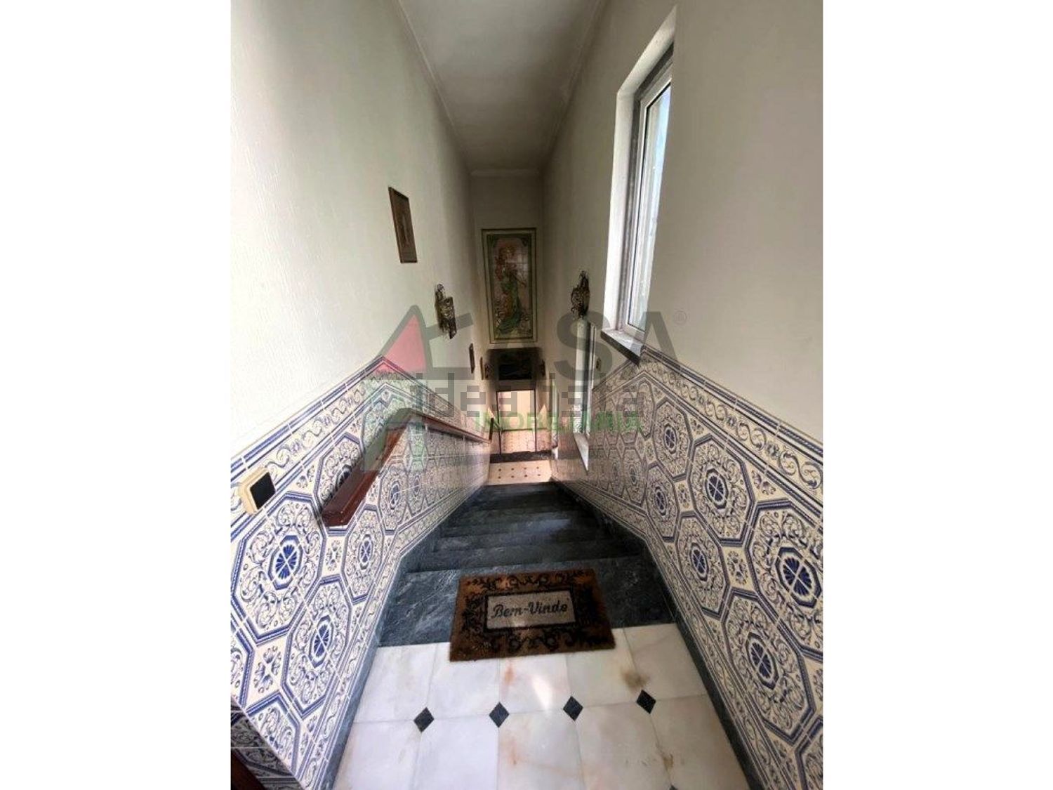 小楼房或独栋别墅出售在Rua Santo Estevão, 194 - 过道