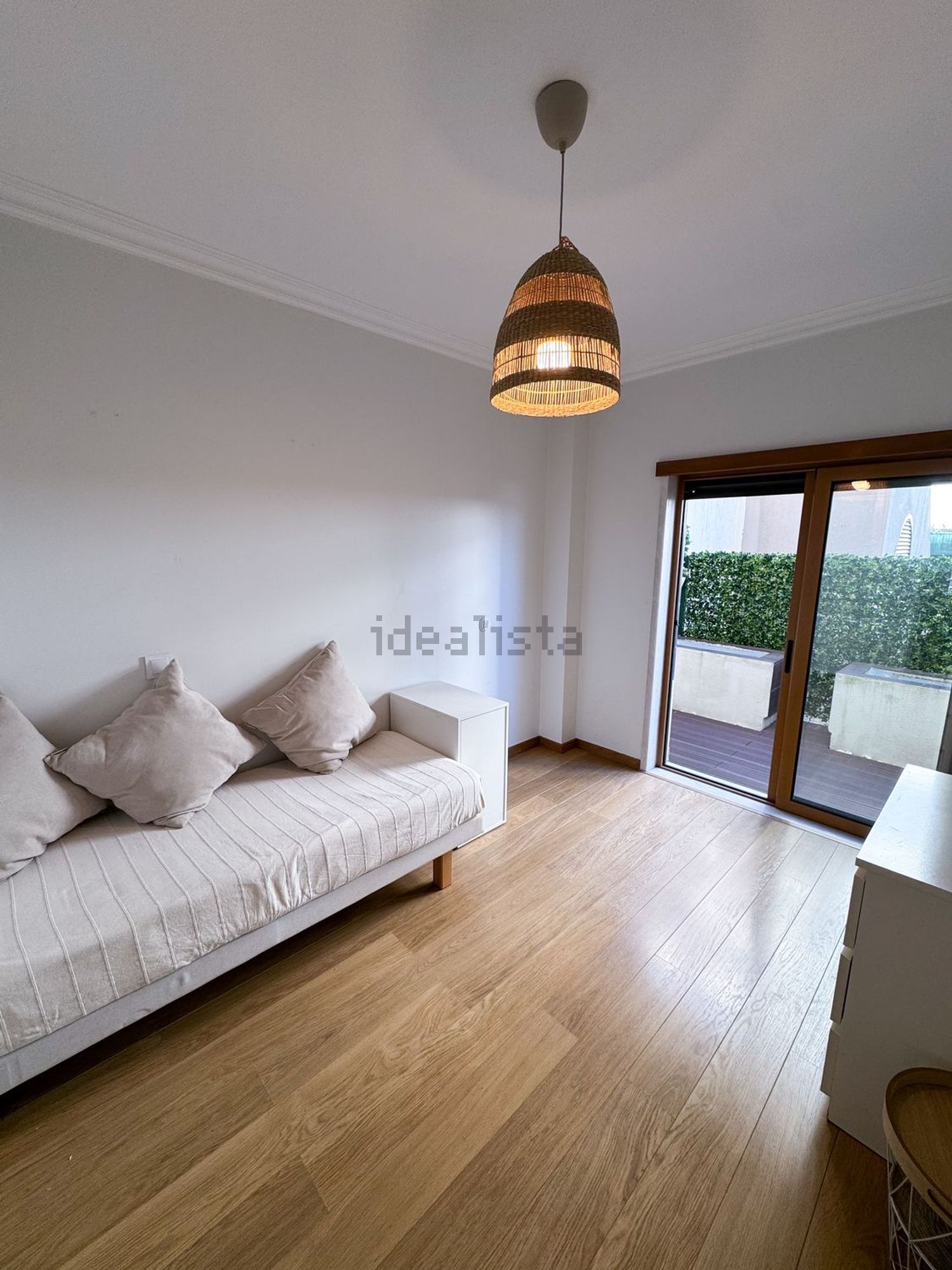 出租公寓 t2在Santo António dos Cavaleiros e Frielas - 卧室