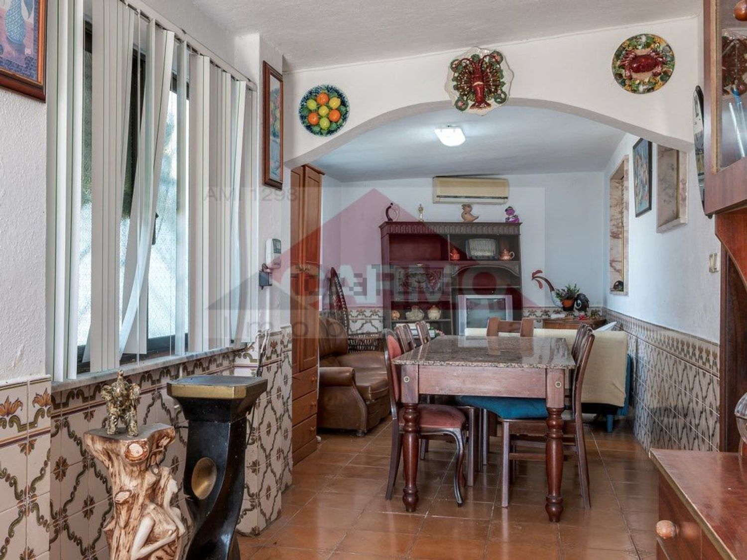 小楼房或独栋别墅出售在Atalaia e Alto Estanqueiro - Jardia - 客厅