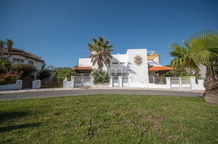 小楼房或独栋别墅出售在Rua dos Quintais, 10