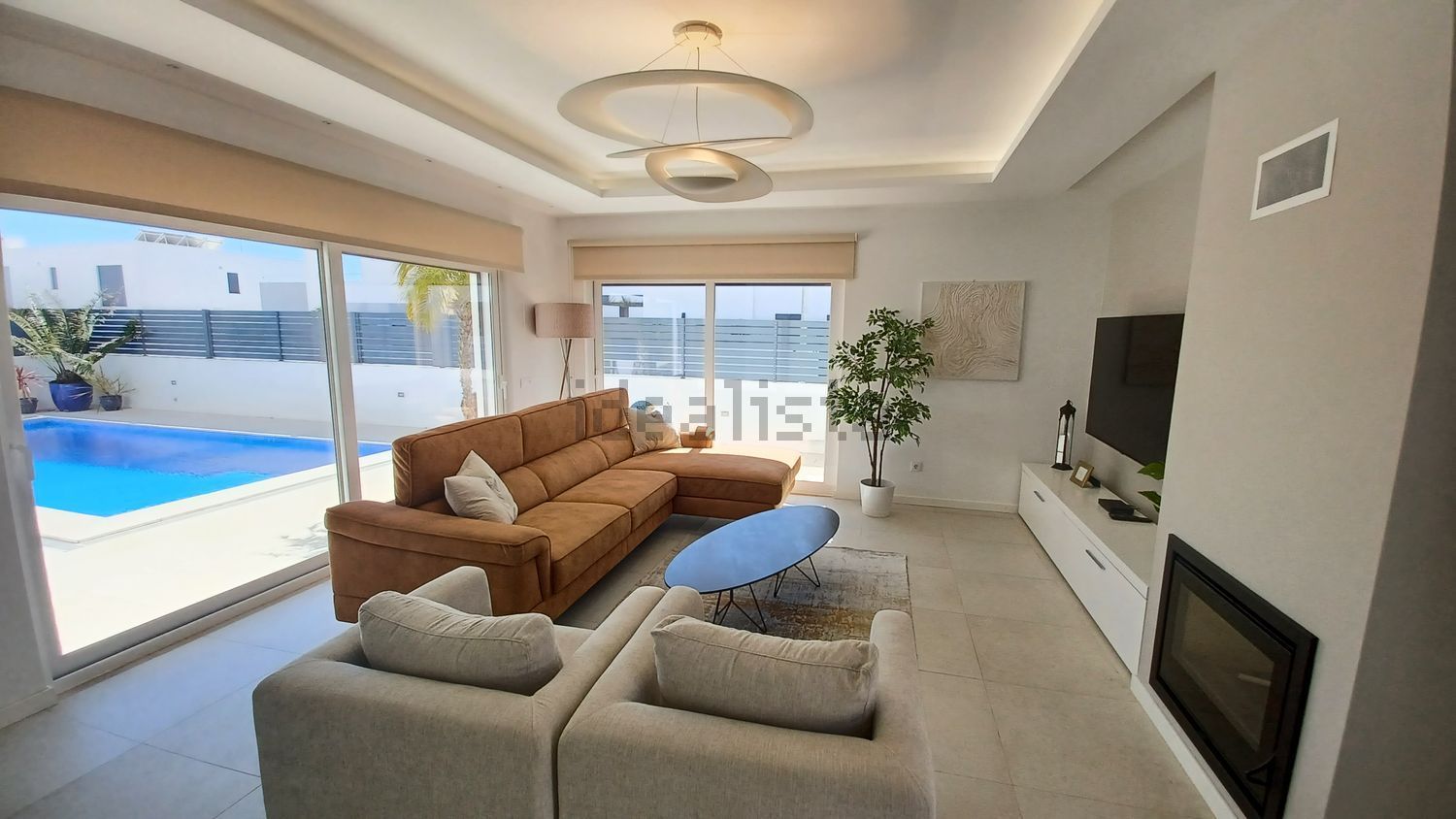 小楼房或独栋别墅出售在Porto Covo - 客厅