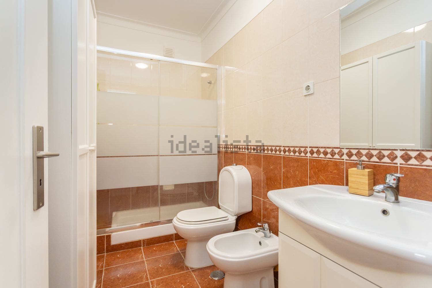 公寓 t2出售在Avenida Vale de Milhaços - 卫生间