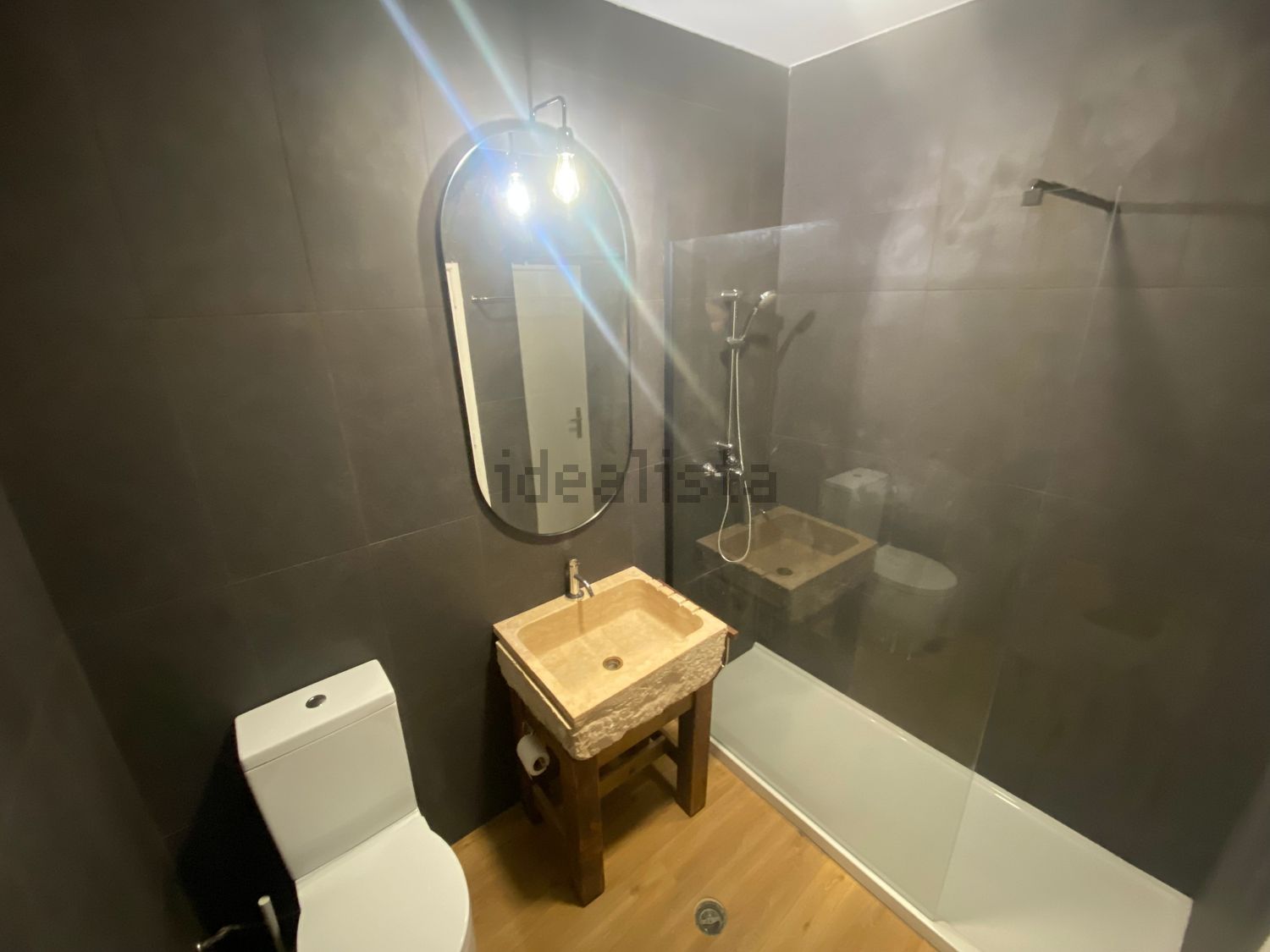 出租房间在Rua da Assunção, 8 - 卫生间