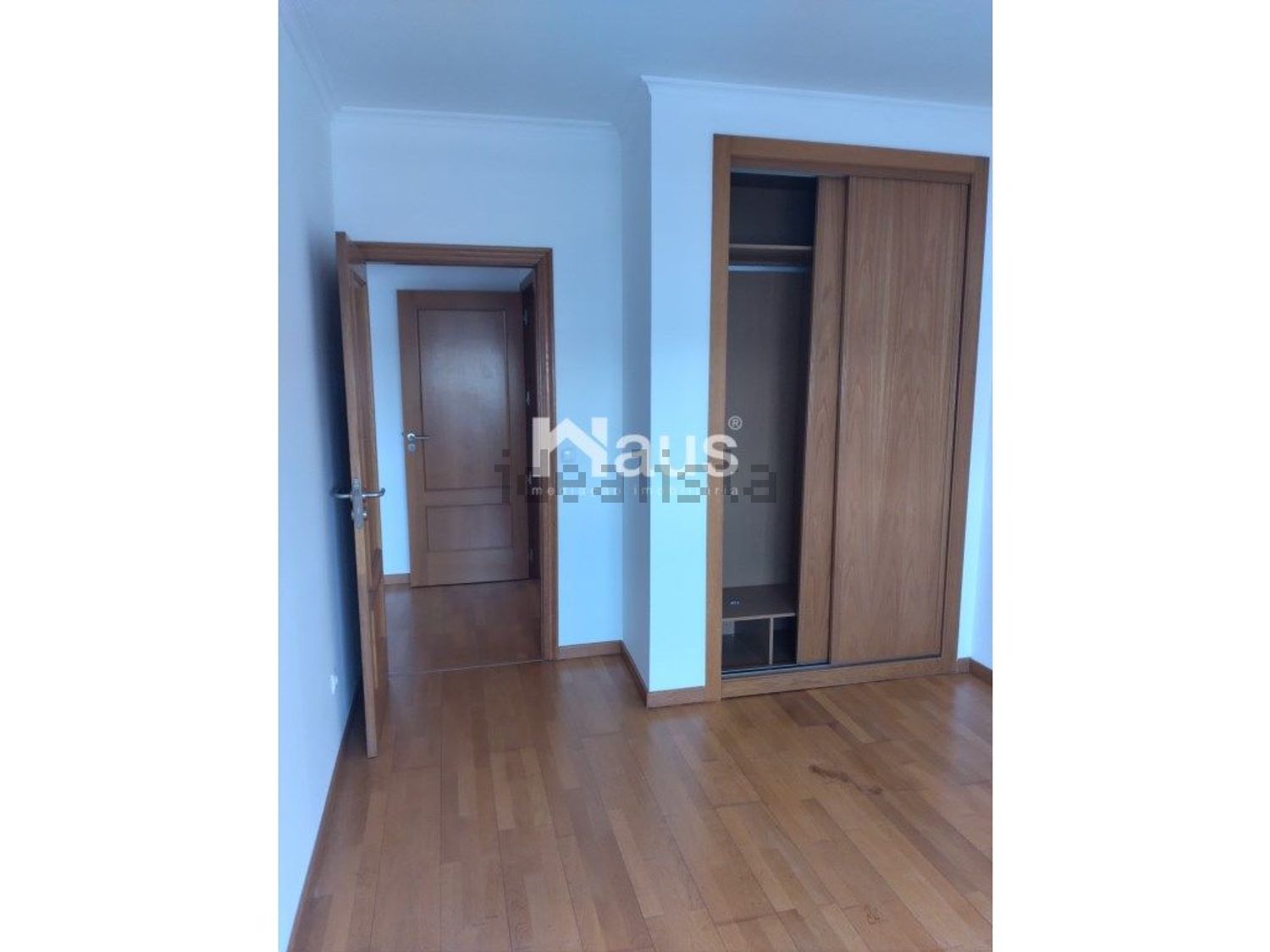 公寓 t3出售在Rua Garcia de Resende - 过道