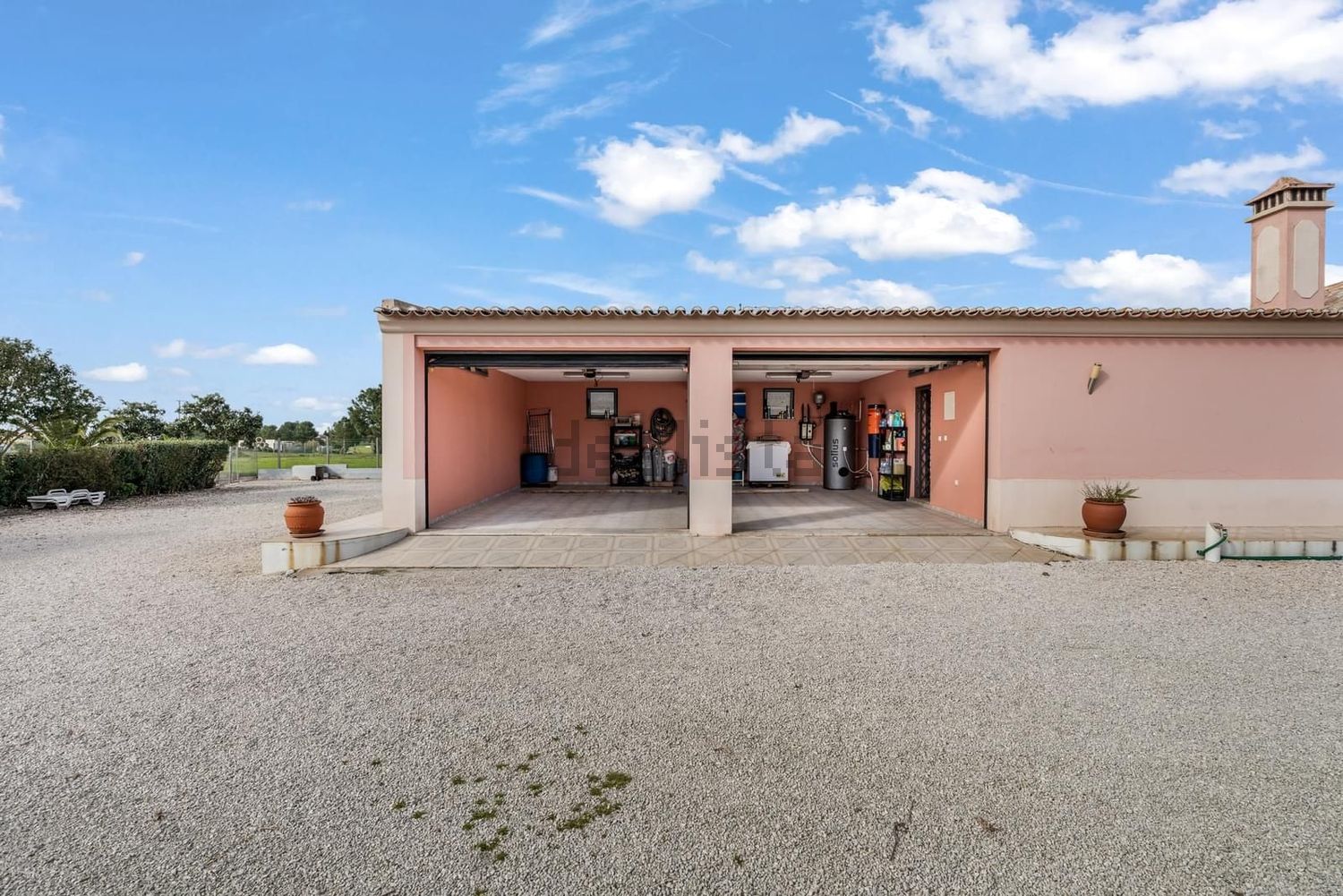 小楼房或独栋别墅出售N10 - 外立面