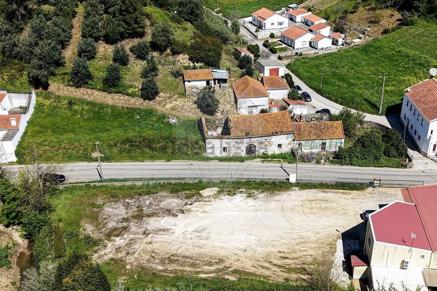 小楼房或独栋别墅出售在Rua do Casal da Carvalha - 照片