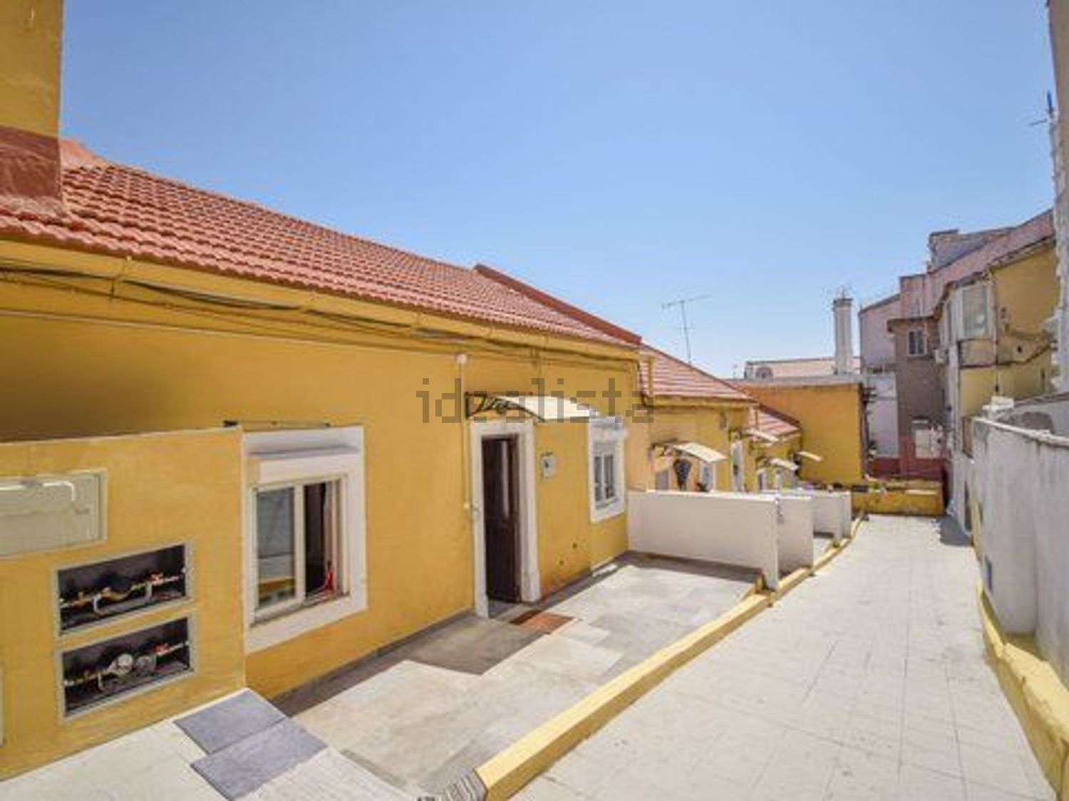 双拼别墅出售在Rua António Luis Inácio, 12 - 外立面