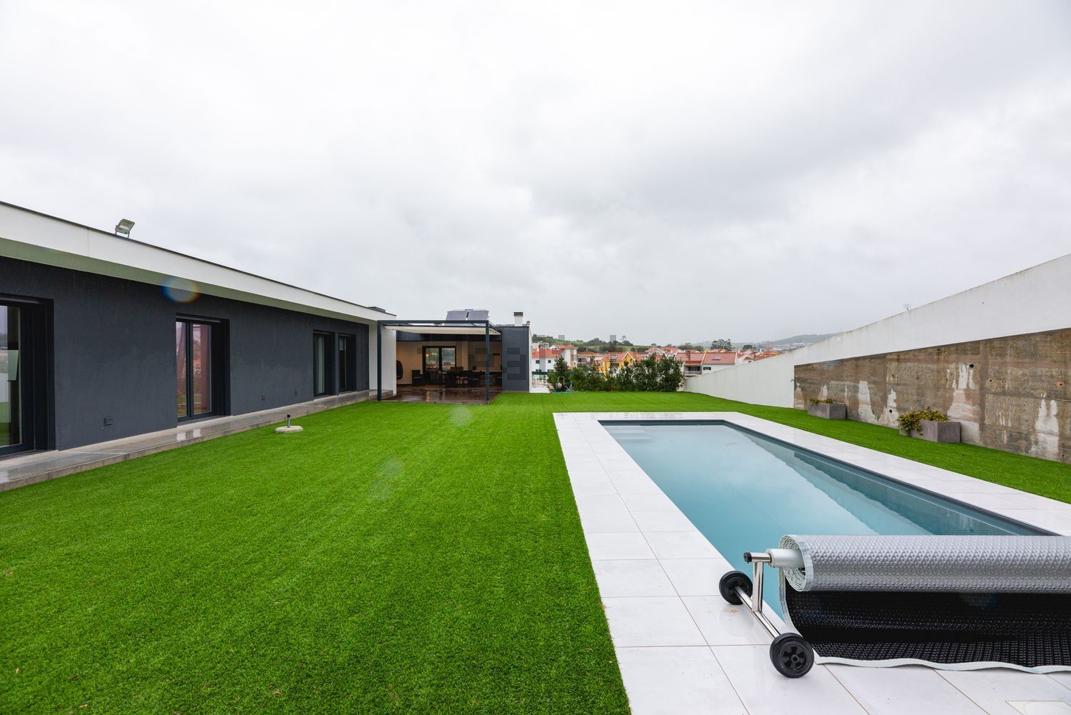 小楼房或独栋别墅出售在Rua da Mandinga s/n - 游泳池