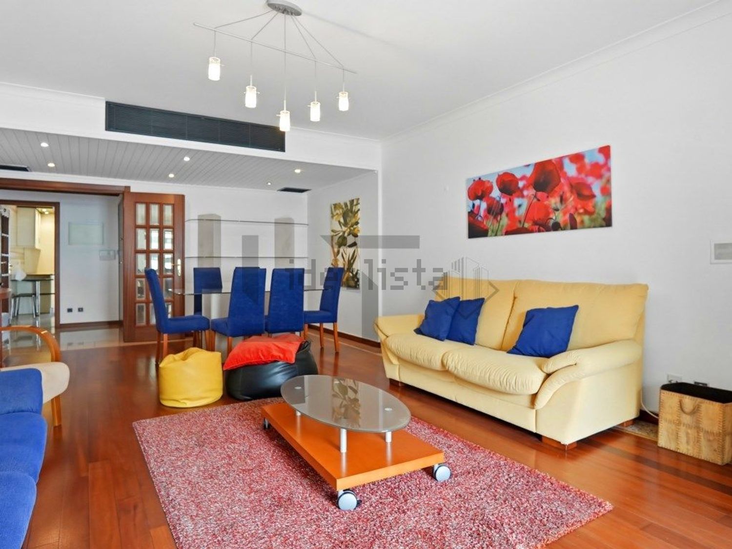 出租公寓 t2在Rua Comandante Cousteau - 客厅