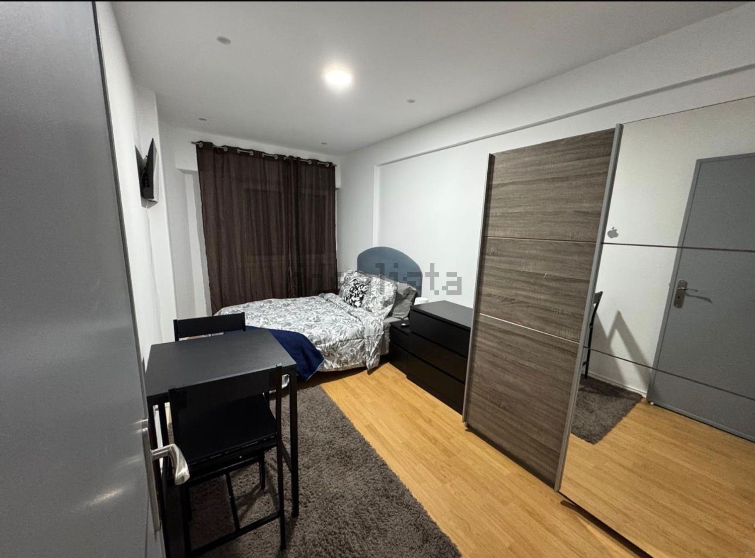 出租房间在Avenida São José, 14 - 卧室