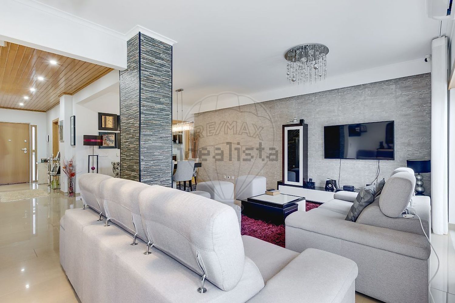 小楼房或独栋别墅出售在Rua Forças Armadas - 客厅