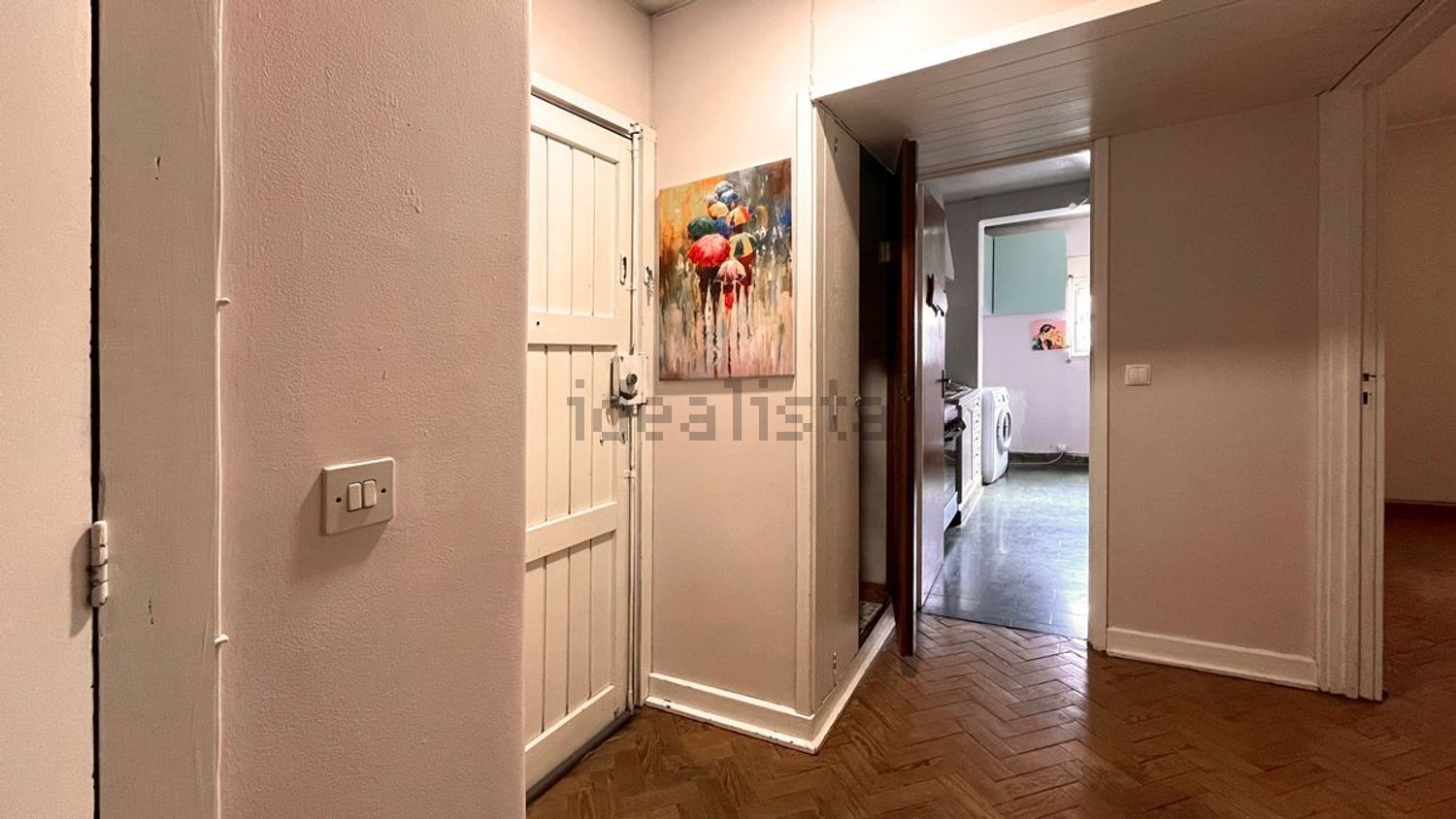 公寓 t2出售在Rua Capitão Santiago de Carvalho, 2 Lote - 过道