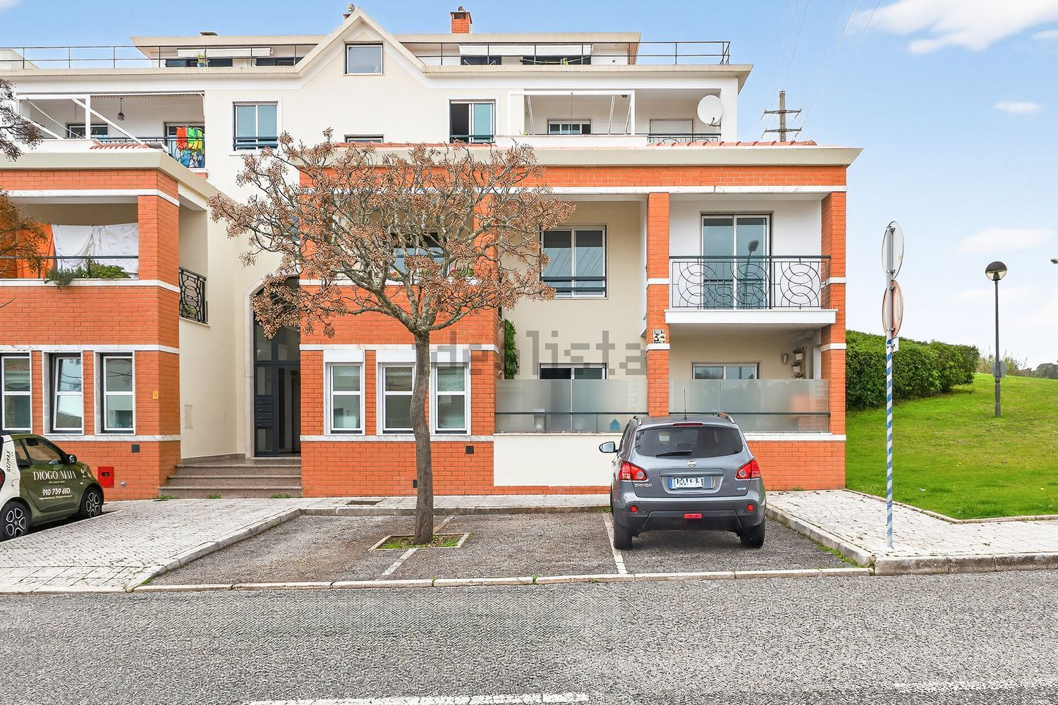 公寓 t3出售在Rua Madre Maria Clara, 31 - 外立面