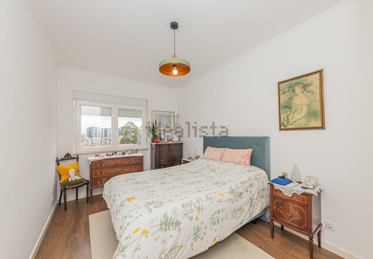 公寓 t3出售在Alto dos Moinhos - 卧室