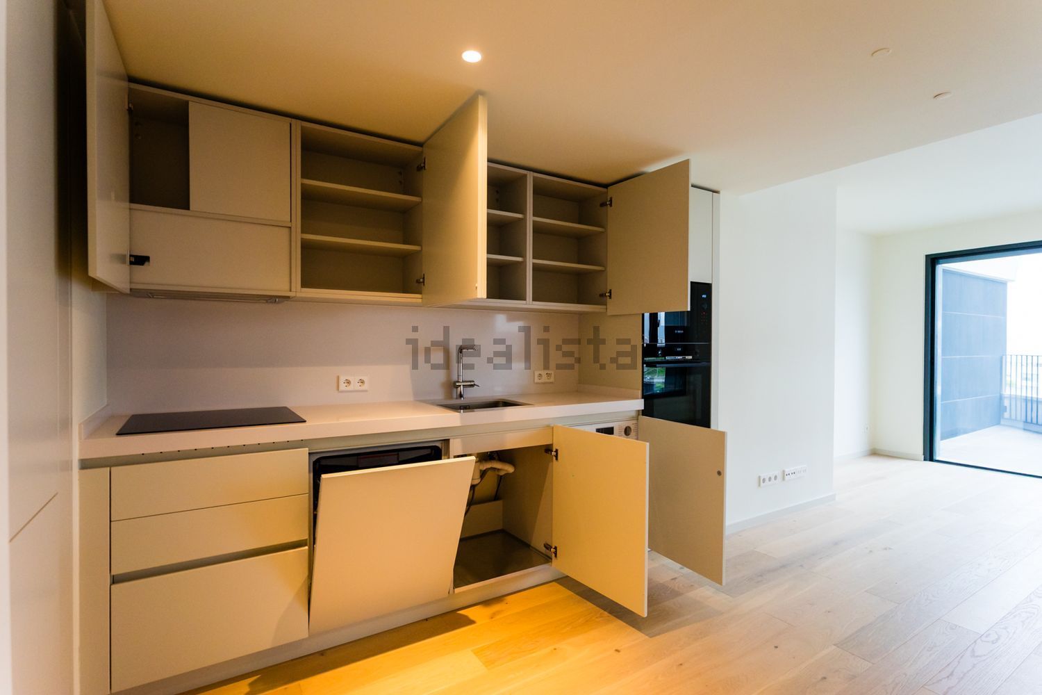 出租公寓 t1在Rua Mário Botas - 厨房