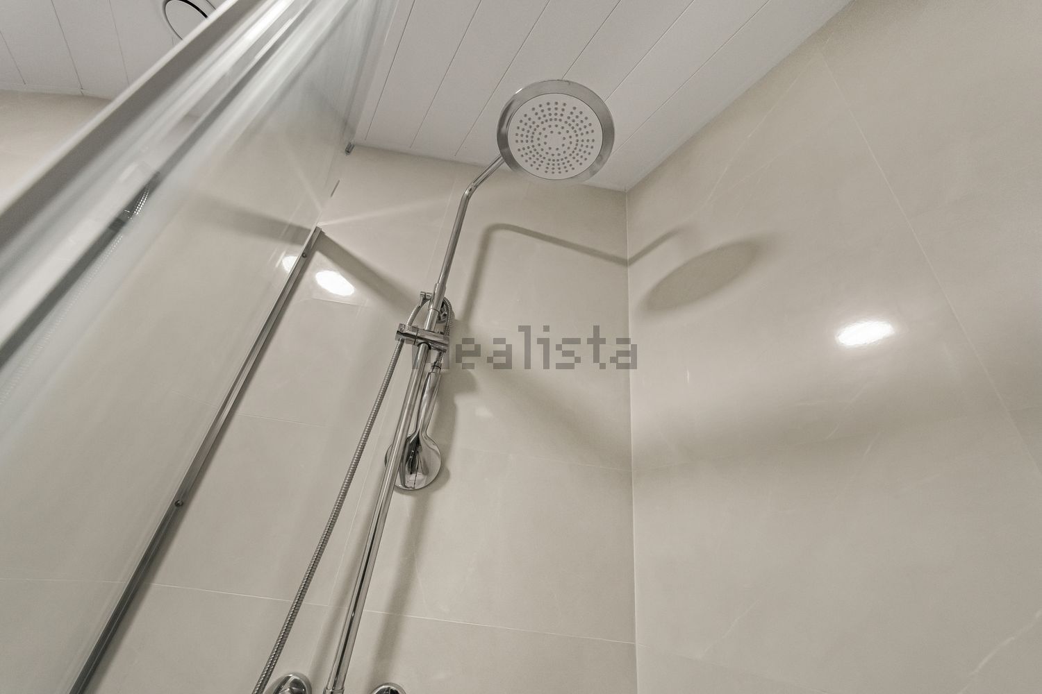 出租t0（单人公寓）在Rua José Ferreira Pio - 照片