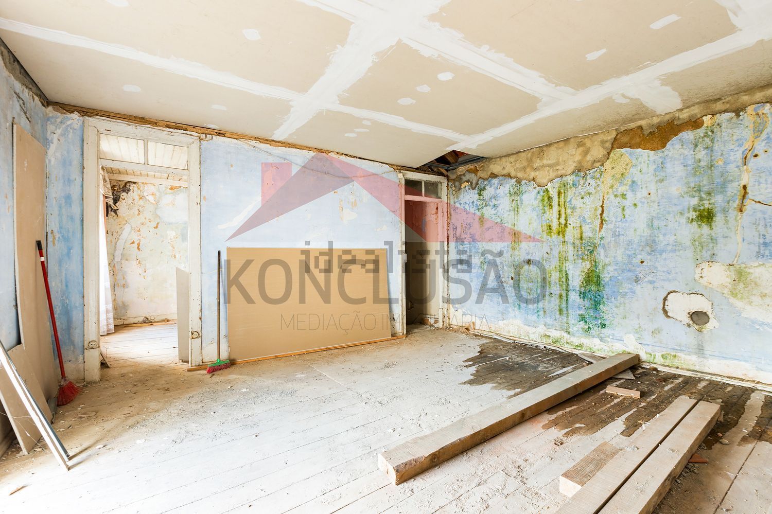 双拼别墅出售在Largo José Justino Franco, 3 - 卧室