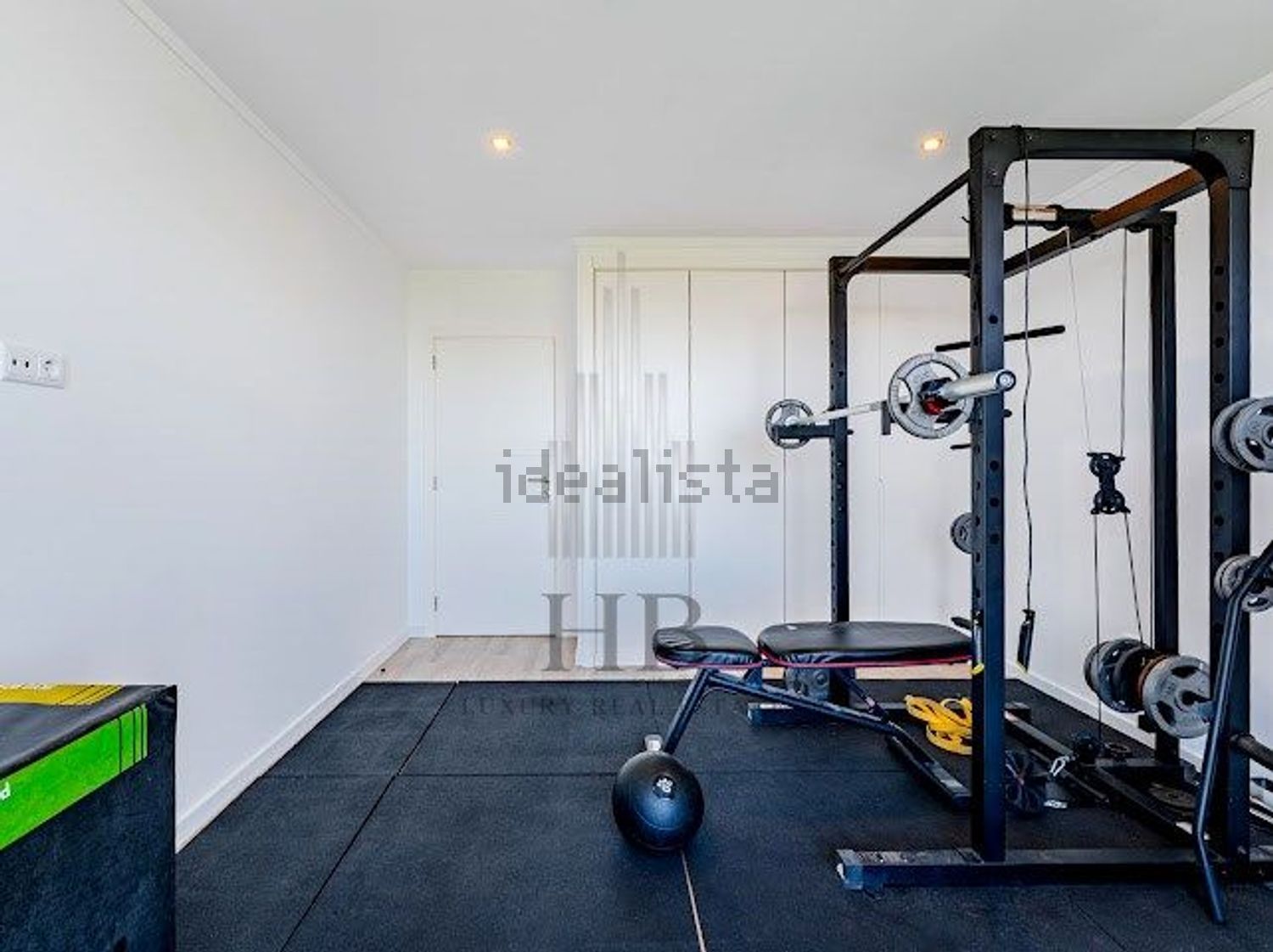 小楼房或独栋别墅出售magoito - 卧室