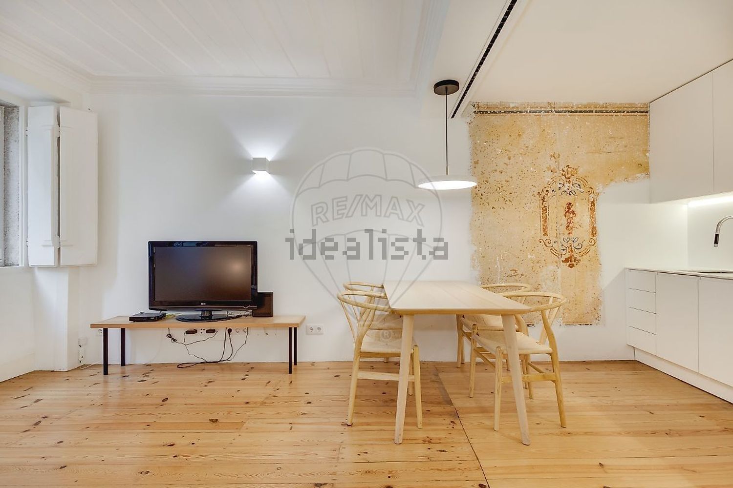 公寓 t2出售在Rua da Atalaia, 68 - 客厅