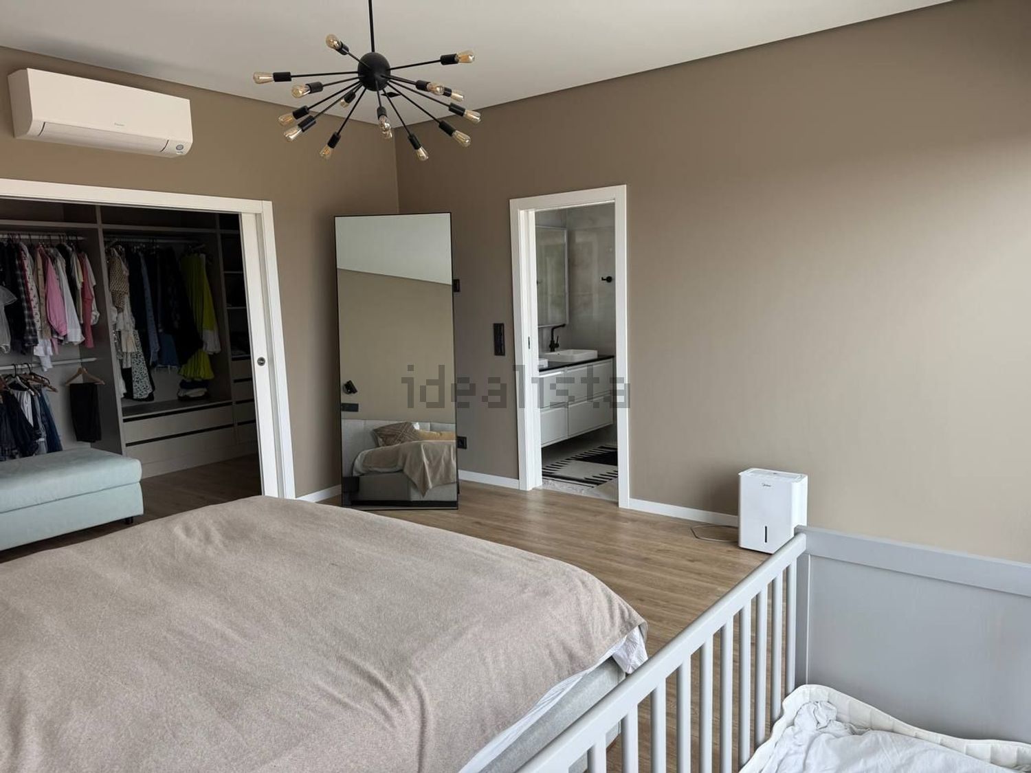 小楼房或独栋别墅出售在Igreja Nova e Cheleiros - 卧室