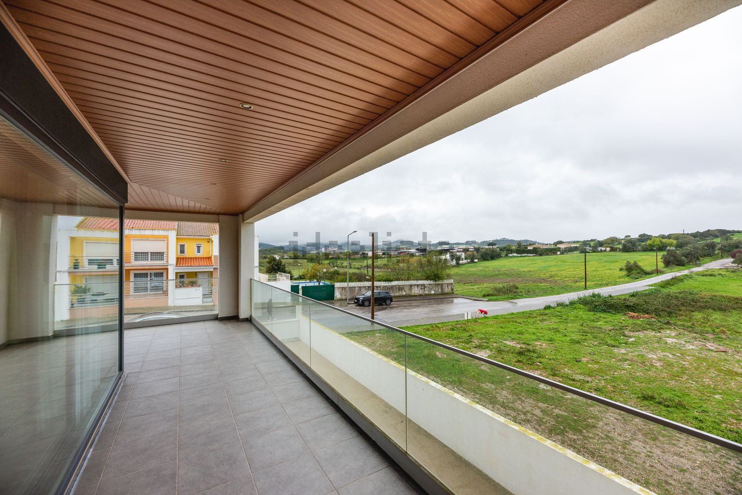 小楼房或独栋别墅出售在Rua da Mandinga s/n - 阳台