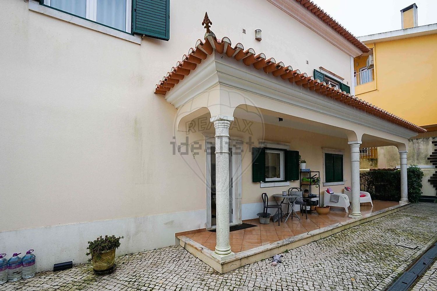 小楼房或独栋别墅出售在Rua Alberto Nobre Gusmão Martins Caro - 外立面