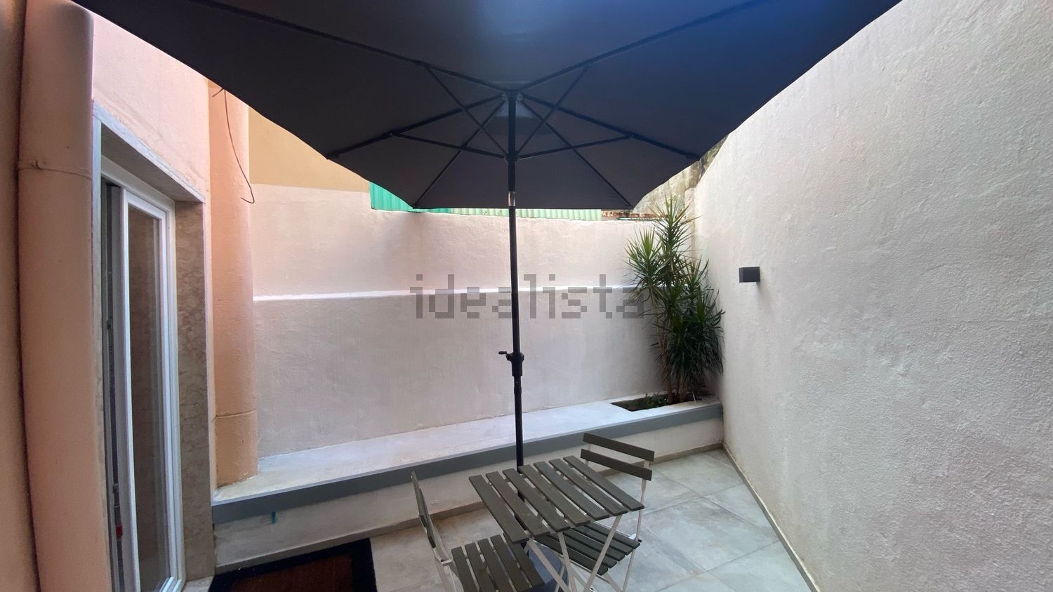 公寓 t0出售在Avenida Conselheiro Barjona de Freitas, 2 - 阳台